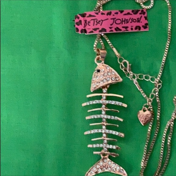 🚫STOP THE FAKES YOU HAVE BEEN REPORTED TO POSH - Picture 6 of 16